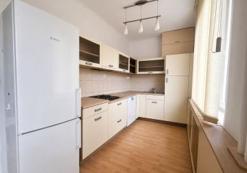 Byt 2+kk k pronájmu, Ostrava / Poruba, ulice Hlavní třída