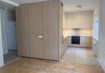 Byt 3+kk k pronájmu, Nový Jičín / Dlouhá