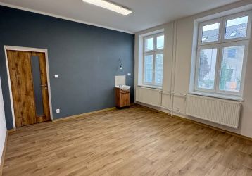 Komerční nemovitost k pronájmu, Valašské Meziříčí