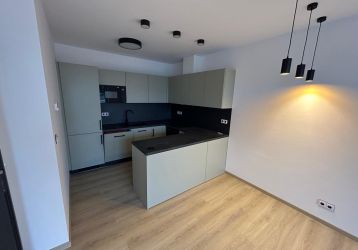 Byt 2+kk k pronájmu, Pardubice / Bílé Předměstí, ulice Husova