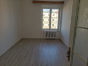 Byt 3+1 k pronájmu, Pardubice / Zelené Předměstí, ulice Železničního pluku