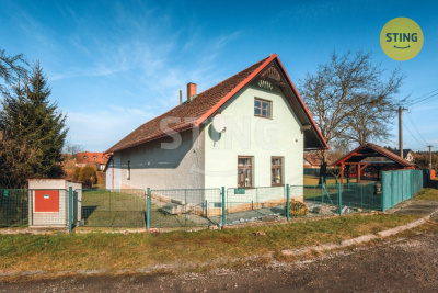 Rodinný dům, Veliny - fotografie č. 1