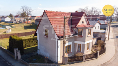 Rodinný dům, Býkev - fotografie č. 1