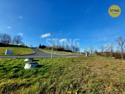 Stavební pozemek, Puklice - fotografie č. 1