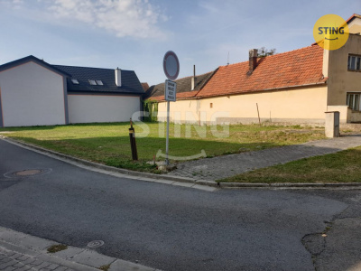 Stavební pozemek, Hustopeče nad Bečvou - fotografie č. 1