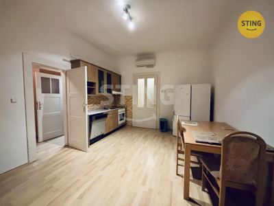 Byt 2+kk, Praha / Nusle - fotografie č. 1