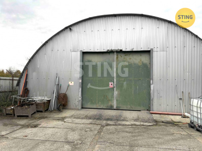 Komerční nemovitost, Lobodice - fotografie č. 1