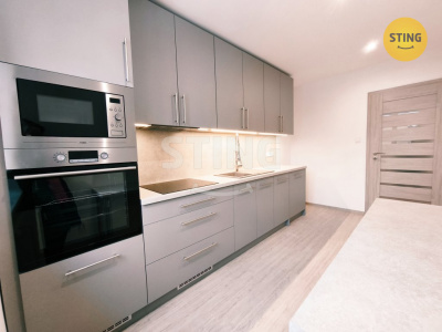 Byt 2+1, Ostrava / Poruba - fotografie č. 1