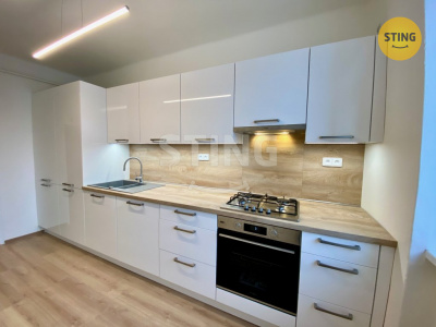 Byt 2+1, Ostrava / Poruba - fotografie č. 1