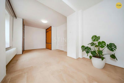 Byt 2+1, Ostrava / Poruba - fotografie č. 1