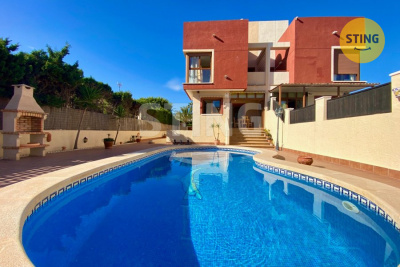 Rodinný dům,  - fotografie č. 1