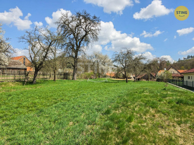 Stavební pozemek, Číhalín - fotografie č. 1