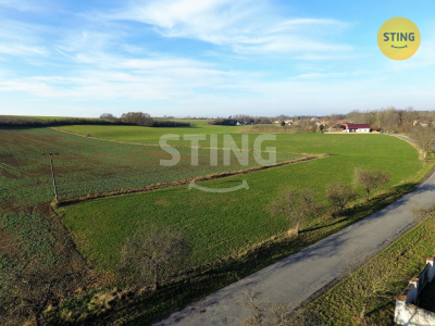 Stavební pozemek, Lozice - fotografie č. 1