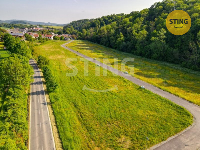 Stavební pozemek, Police - fotografie č. 1